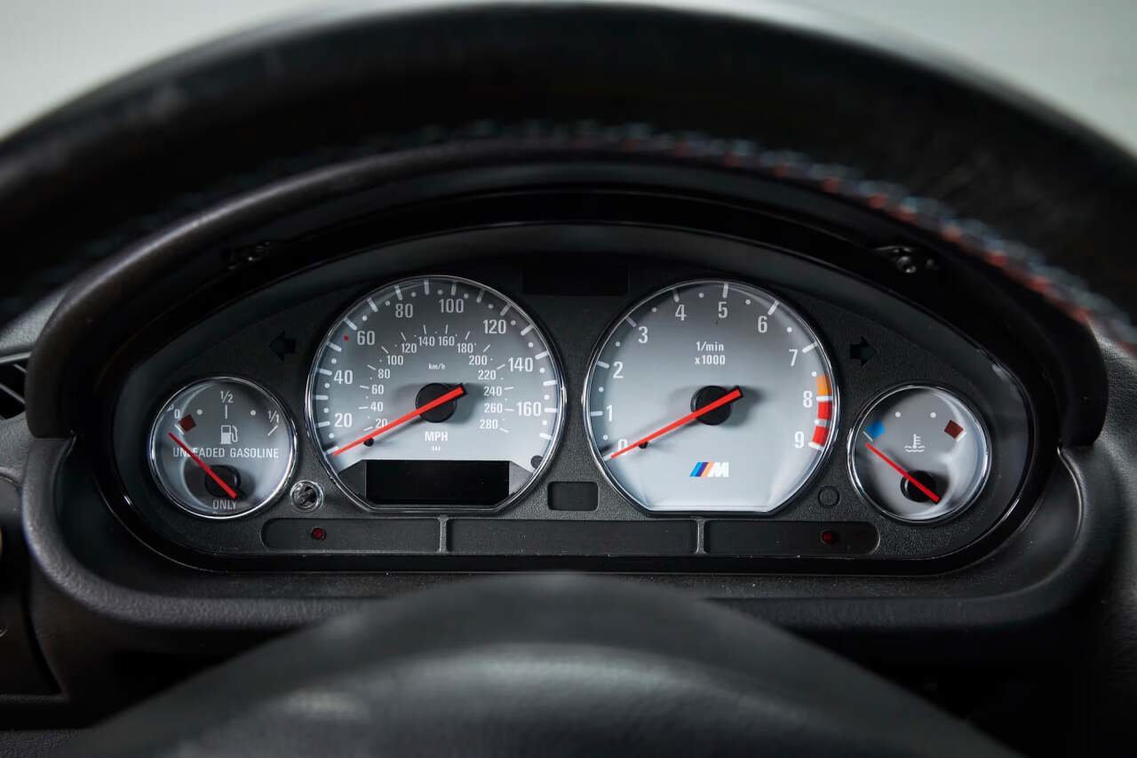 Used 2002 BMW M Roadster RWD image 30