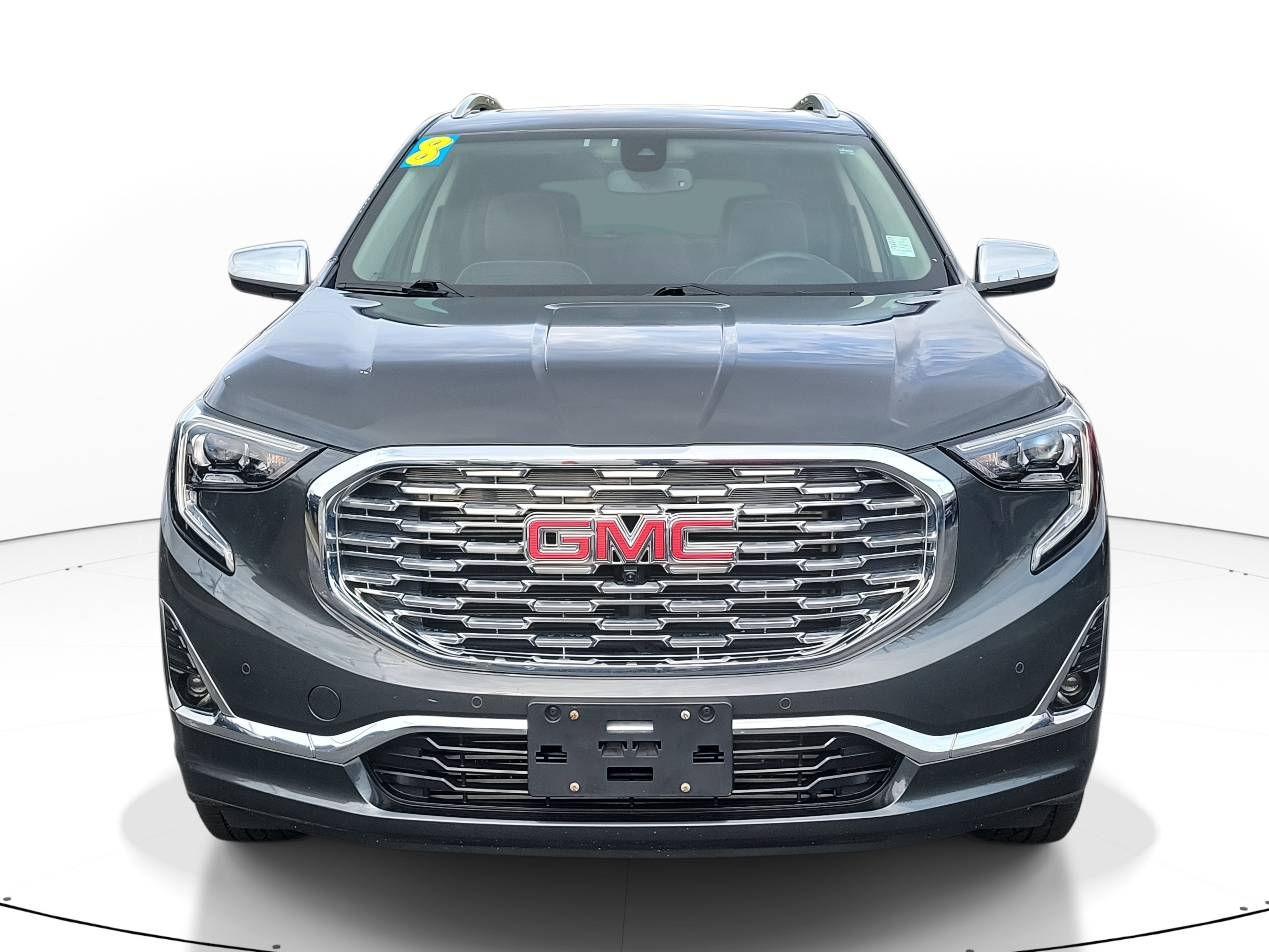 Used 2018 GMC Terrain Denali w/ Advanced Safety Package image 2