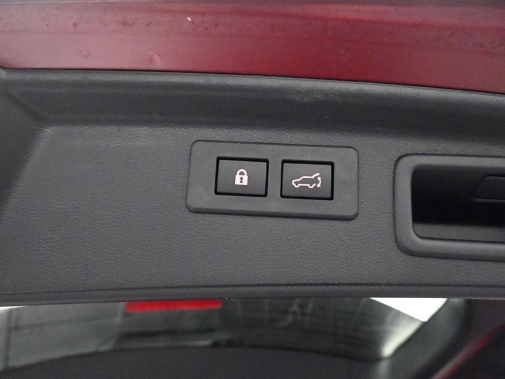 Used 2024 Subaru Forester Limited image 25