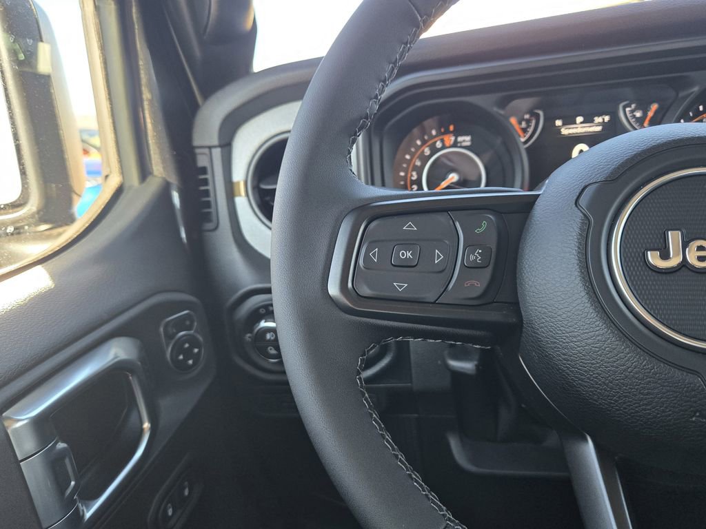 New 2026 Jeep Gladiator Sport AWD/4WD image 13