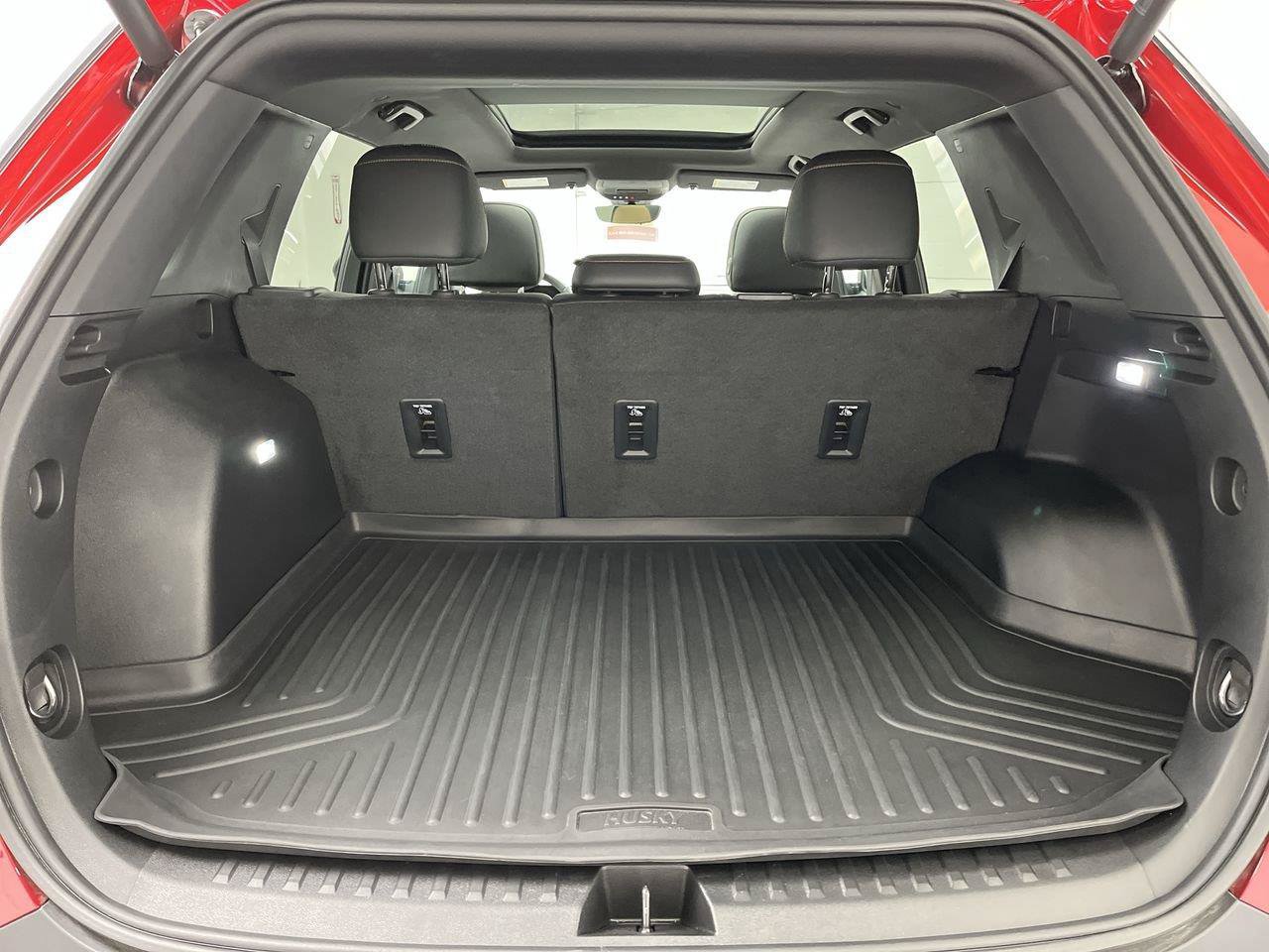 Certified 2025 Chevrolet Equinox ACTIV w/ Safety and Technology Package AWD/4WD image 32