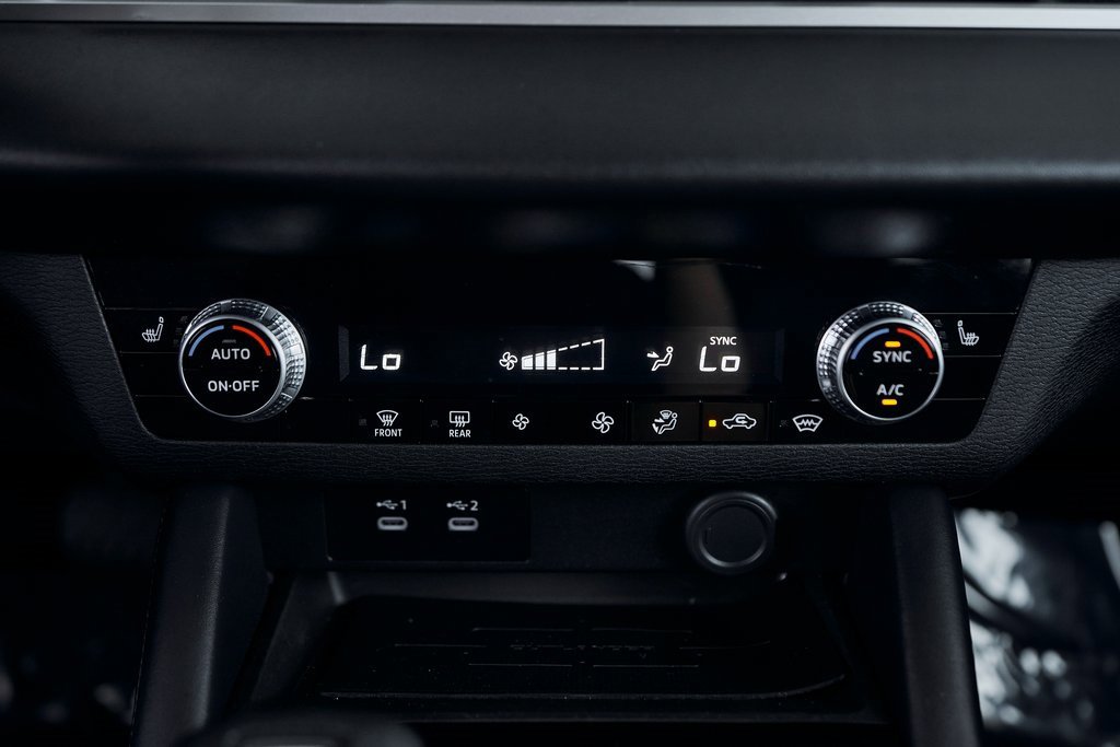 Used 2025 Mitsubishi Outlander ES image 57