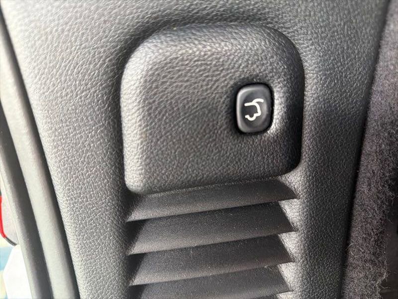 Used 2016 Dodge Durango Citadel w/ Technology Group RWD image 12