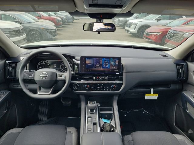 New 2026 Nissan Pathfinder SV image 22
