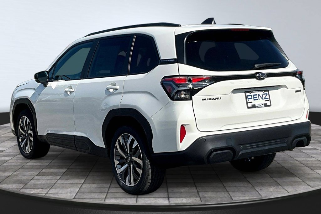 New 2026 Subaru Forester Touring AWD/4WD image 3