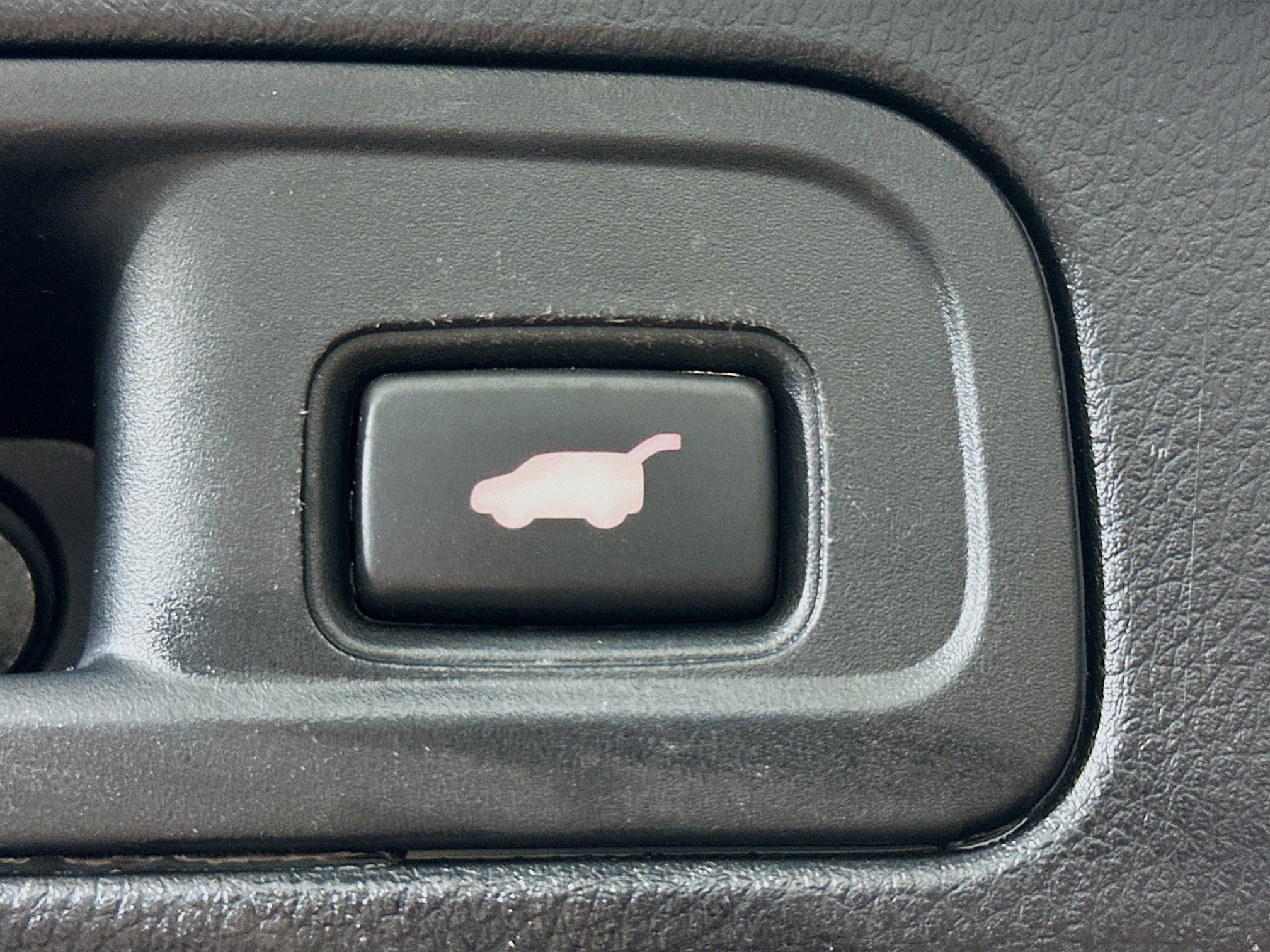 Used 2016 Honda Pilot Elite image 32