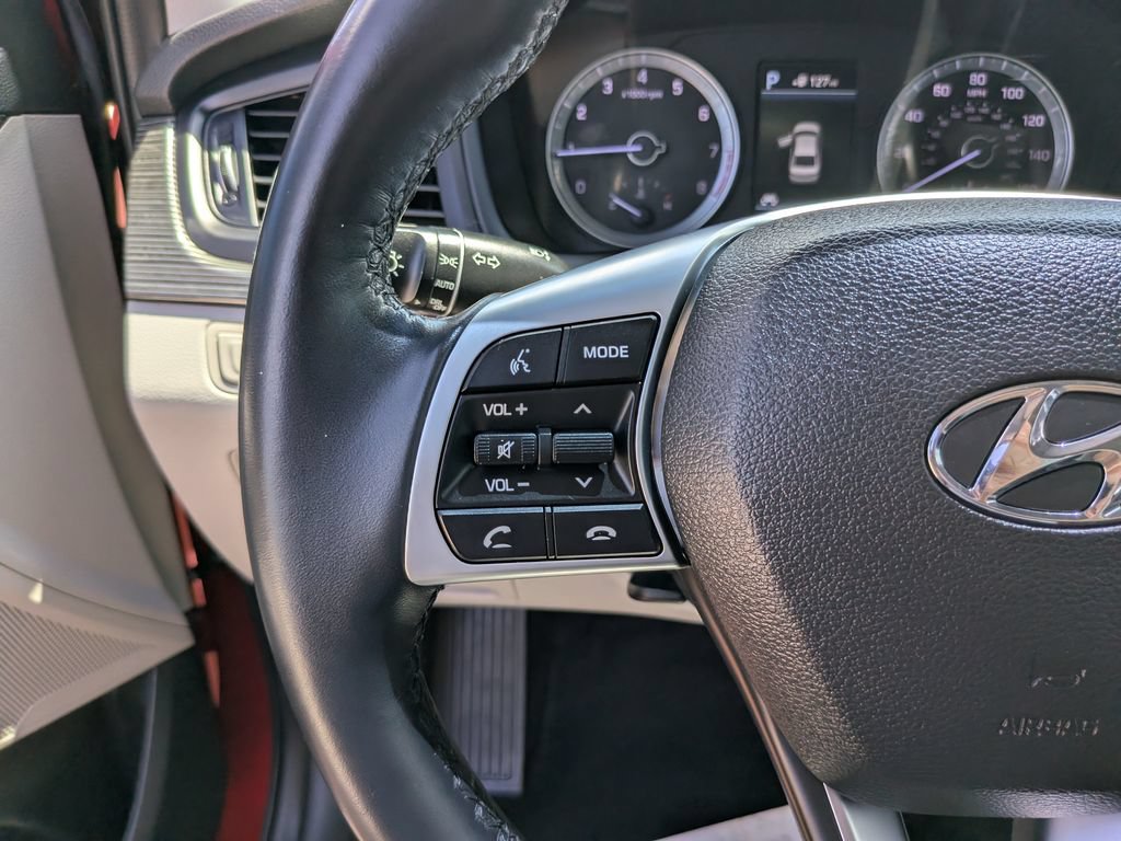 Used 2019 Hyundai Sonata Limited FWD image 30