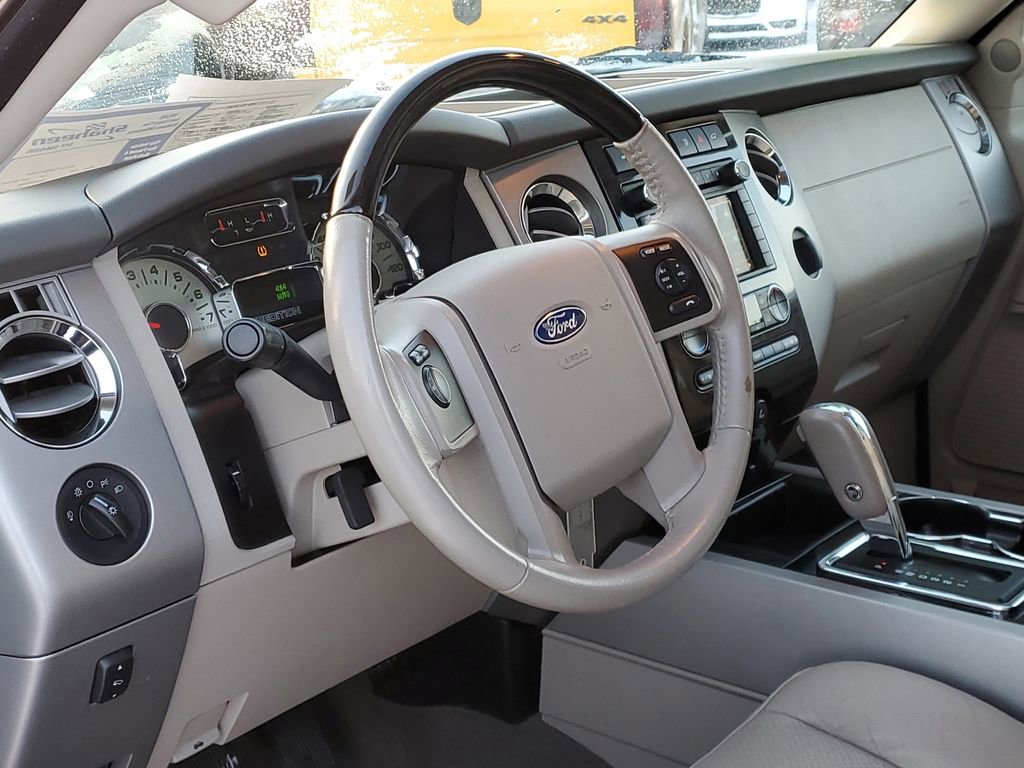 Used 2013 Ford Expedition Limited image 9