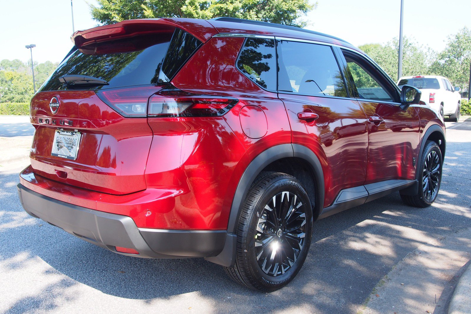 New 2026 Nissan Rogue Dark Armor FWD image 7