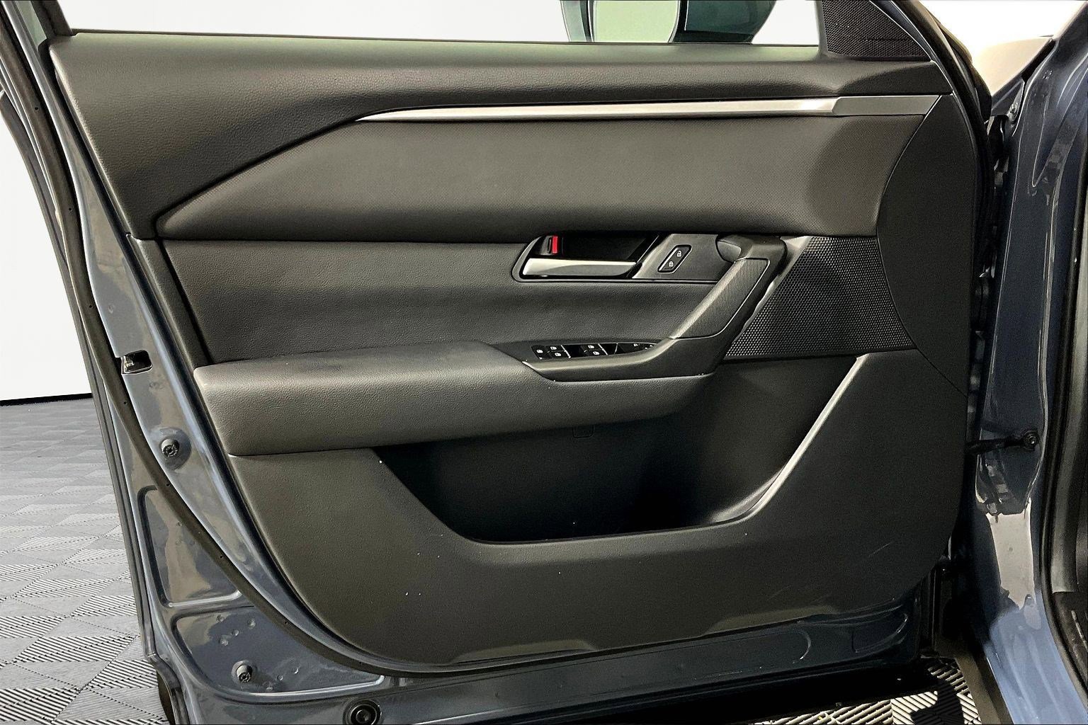 Used 2023 MAZDA CX-50 2.5 S w/ Preferred Plus Pkg image 21