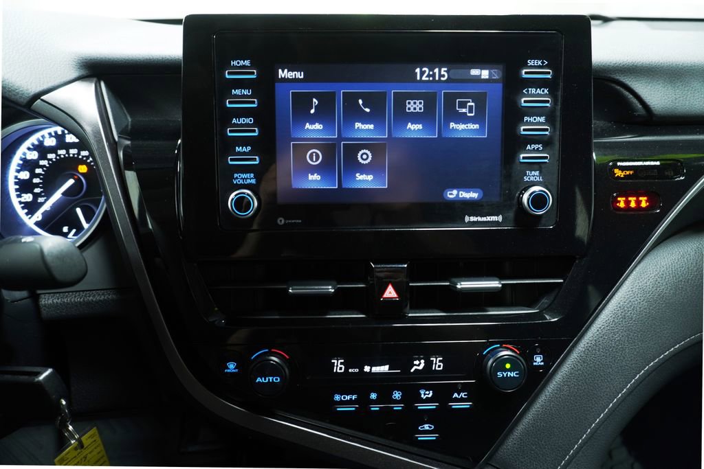Used 2024 Toyota Camry LE FWD image 14