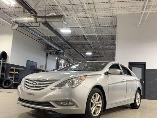 Used 2013 Hyundai Sonata GLS w/ Popular Equipment Pkg image 25