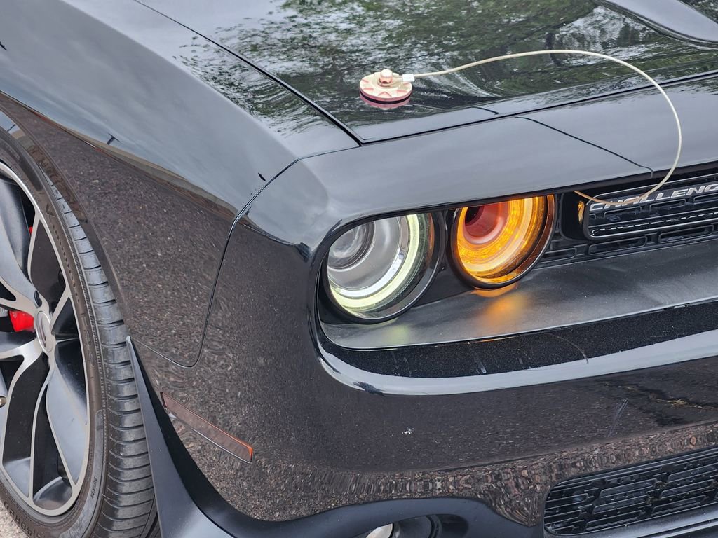 Used 2018 Dodge Challenger R/T Scat Pack RWD image 28