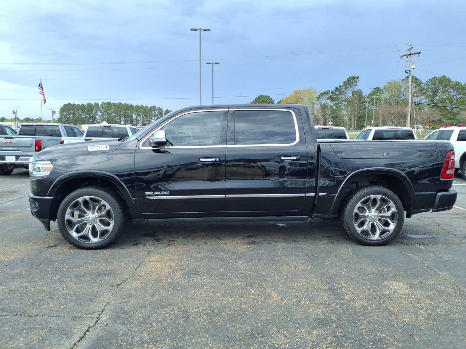 Used 2020 RAM 1500 Limited image 1