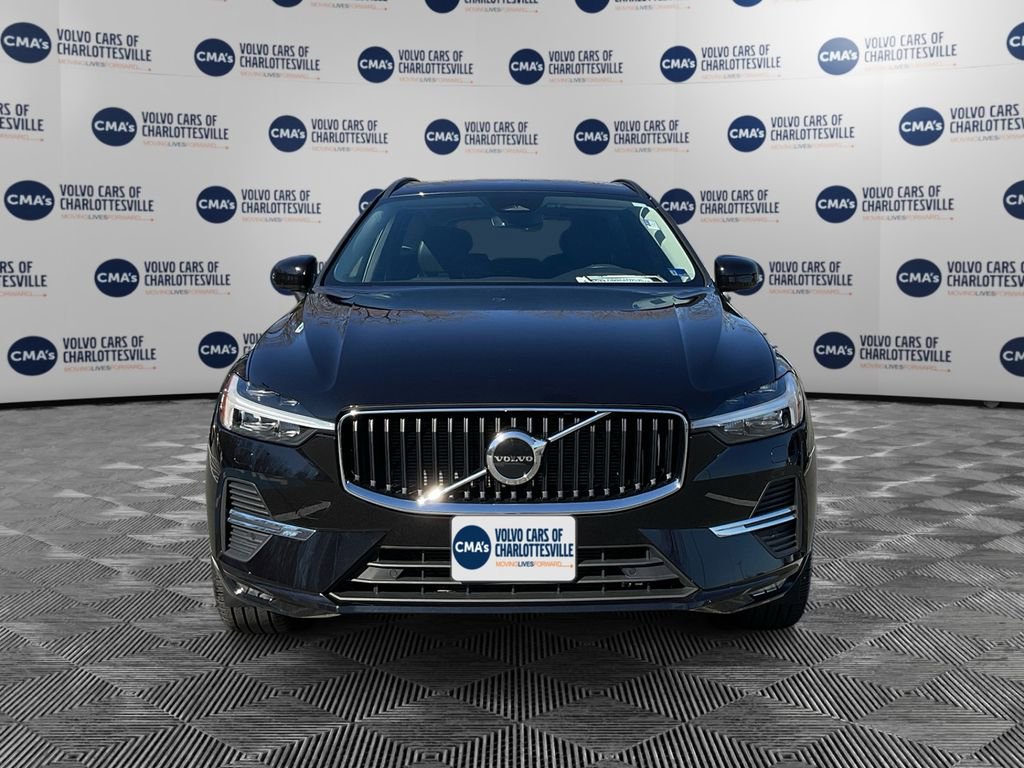 Certified 2023 Volvo XC60 B5 Core w/ Climate Package image 8