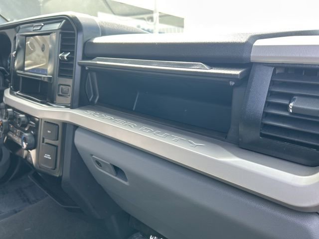 Used 2025 Ford F450 XLT w/ 360-Degree Camera Package image 14