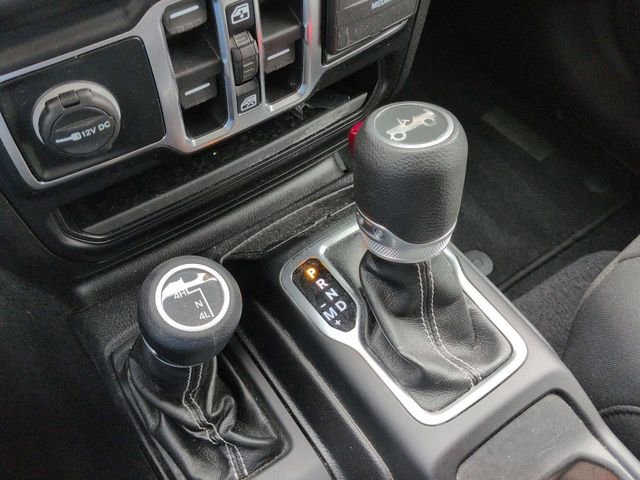 Used 2019 Jeep Wrangler Unlimited Sahara image 21