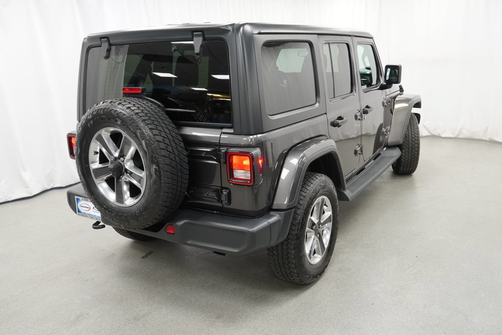 Used 2020 Jeep Wrangler Unlimited Sahara w/ Cold Weather Group AWD/4WD image 3