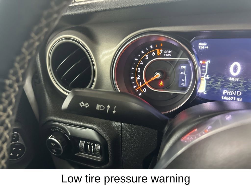 Used 2020 Jeep Gladiator Sport w/ Quick Order Package 24S AWD/4WD image 40