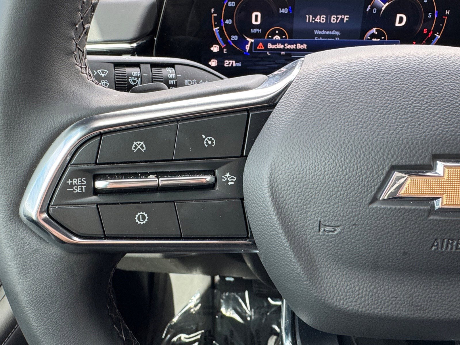 Used 2025 Chevrolet Suburban LS image 18