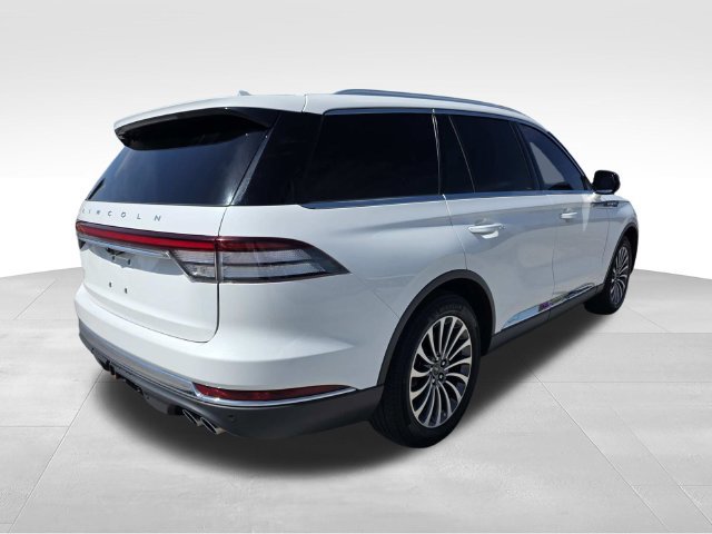 Used 2023 Lincoln Aviator Reserve w/ Class IV Trailer Tow Package RWD image 3