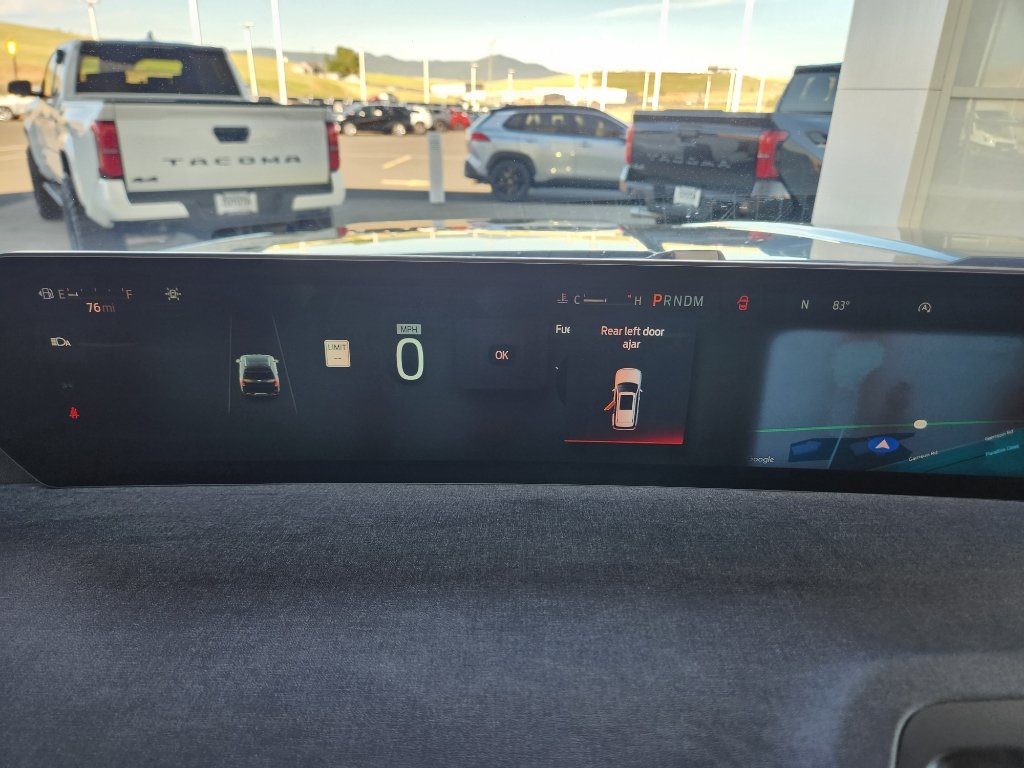 Used 2025 Ford Expedition Active AWD/4WD image 24