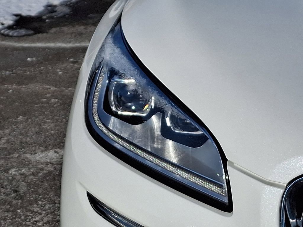 Used 2022 Lincoln Corsair Reserve w/ Equipment Group 201A image 9