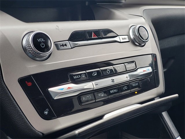 Used 2023 Ford Explorer XLT w/ Equipment Group 202A image 21