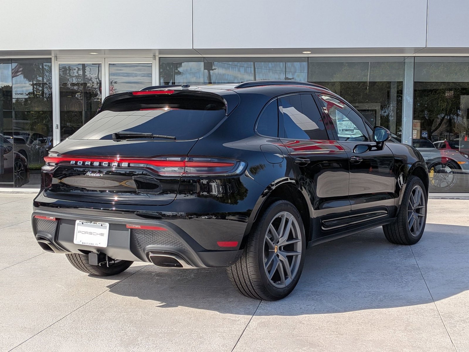 New 2026 Porsche Macan AWD/4WD image 9