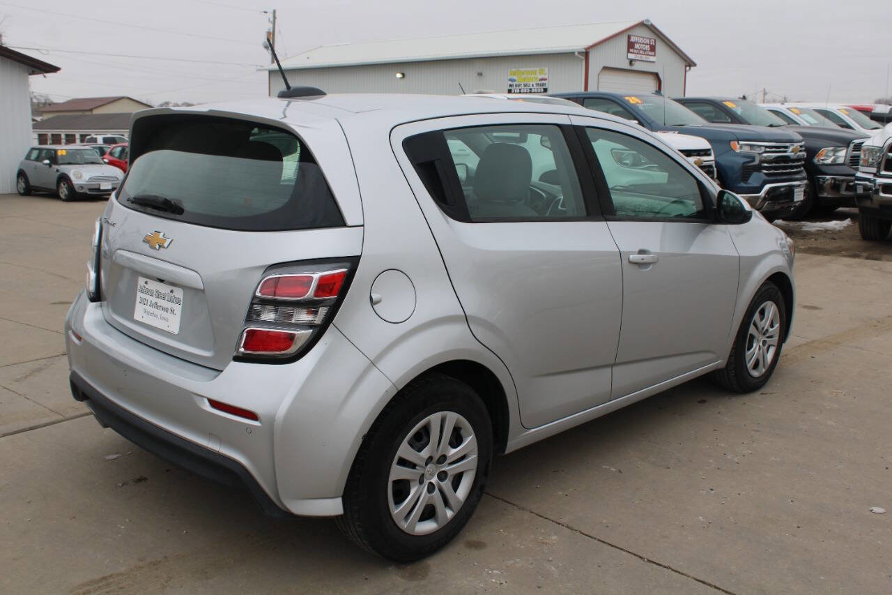 Used 2020 Chevrolet Sonic LT image 8