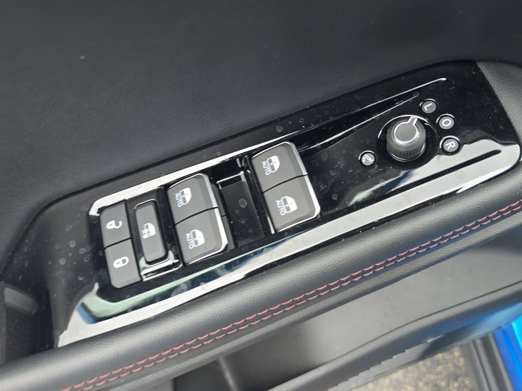 Used 2025 Jeep Wagoneer S Limited AWD/4WD image 17