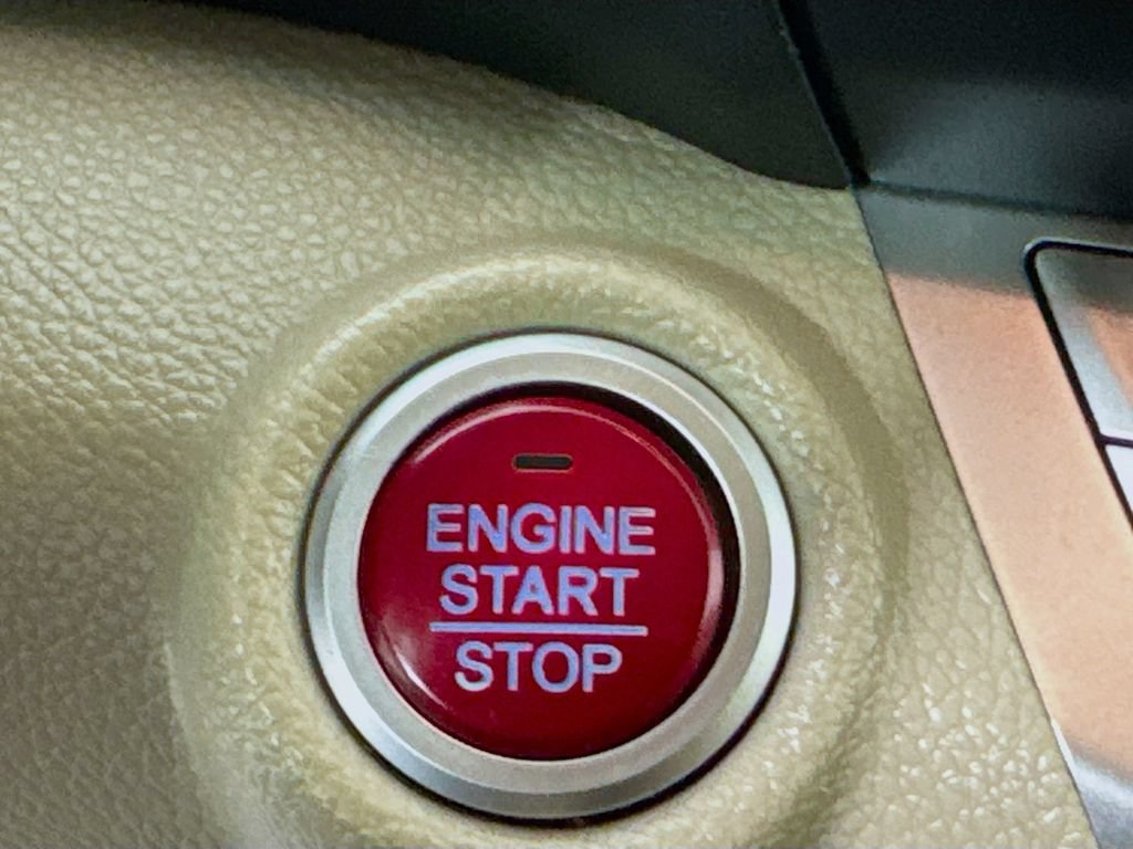 Used 2013 Honda Accord EX-L image 19