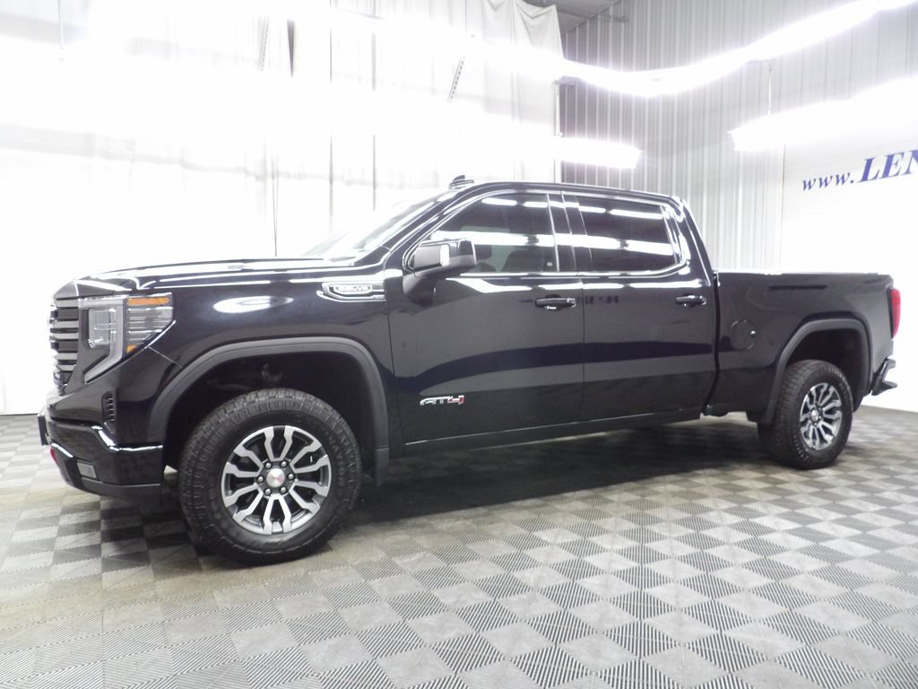 Used 2022 GMC Sierra 1500 AT4 AWD/4WD image 7