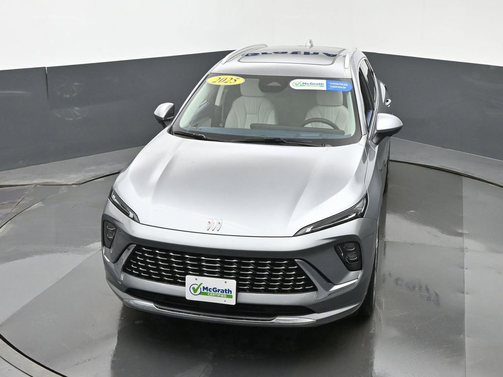 Used 2025 Buick Envision Avenir image 24