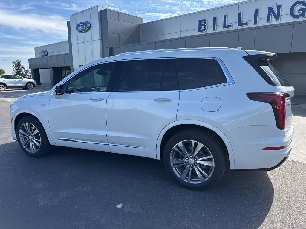 Used 2024 Cadillac XT6 Premium Luxury FWD image 3