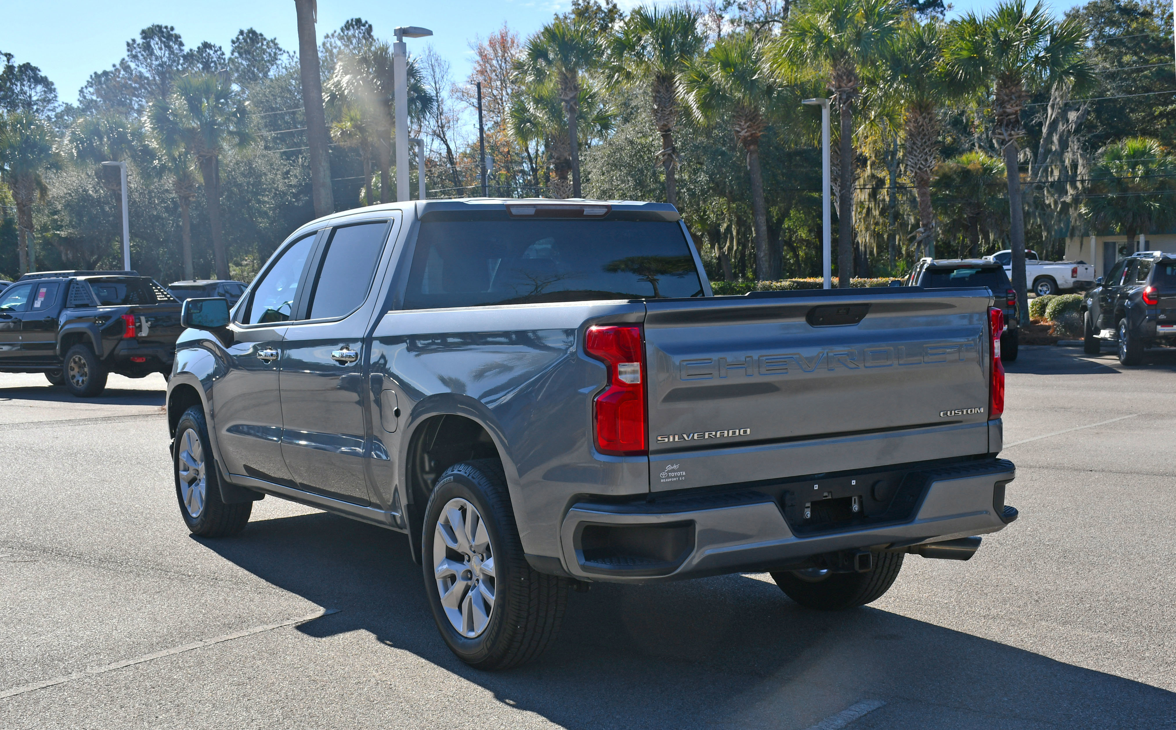 Used 2021 Chevrolet Silverado 1500 Custom image 4
