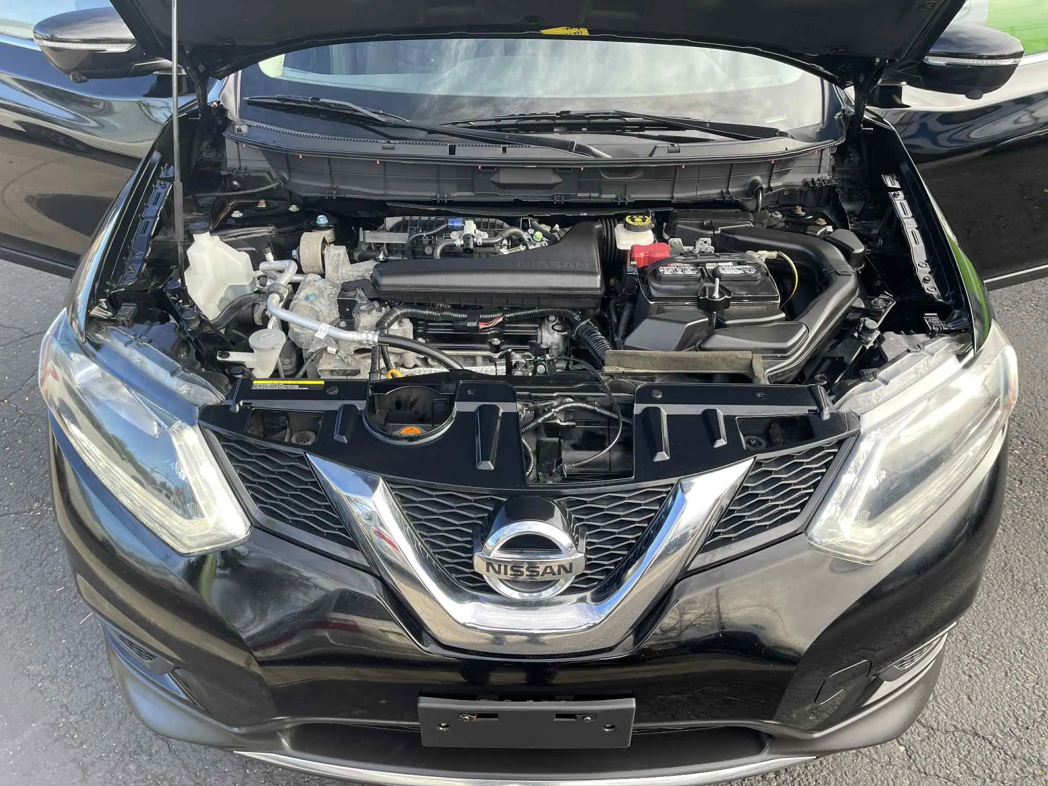 Used 2015 Nissan Rogue SV w/ SV Premium Package image 22