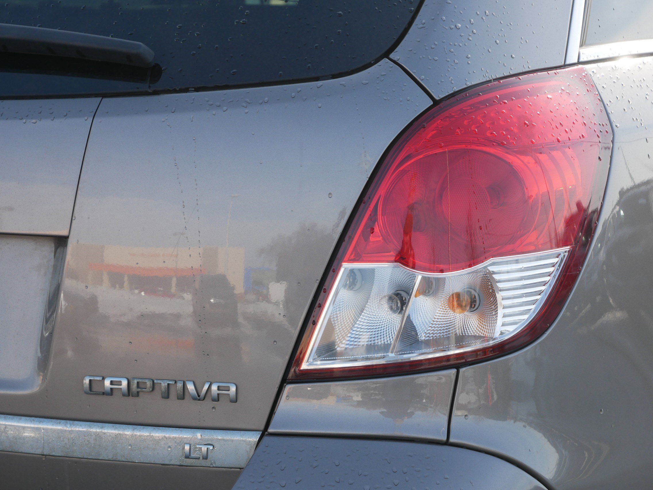 Used 2012 Chevrolet Captiva Sport LT w/ Convenience Package image 17