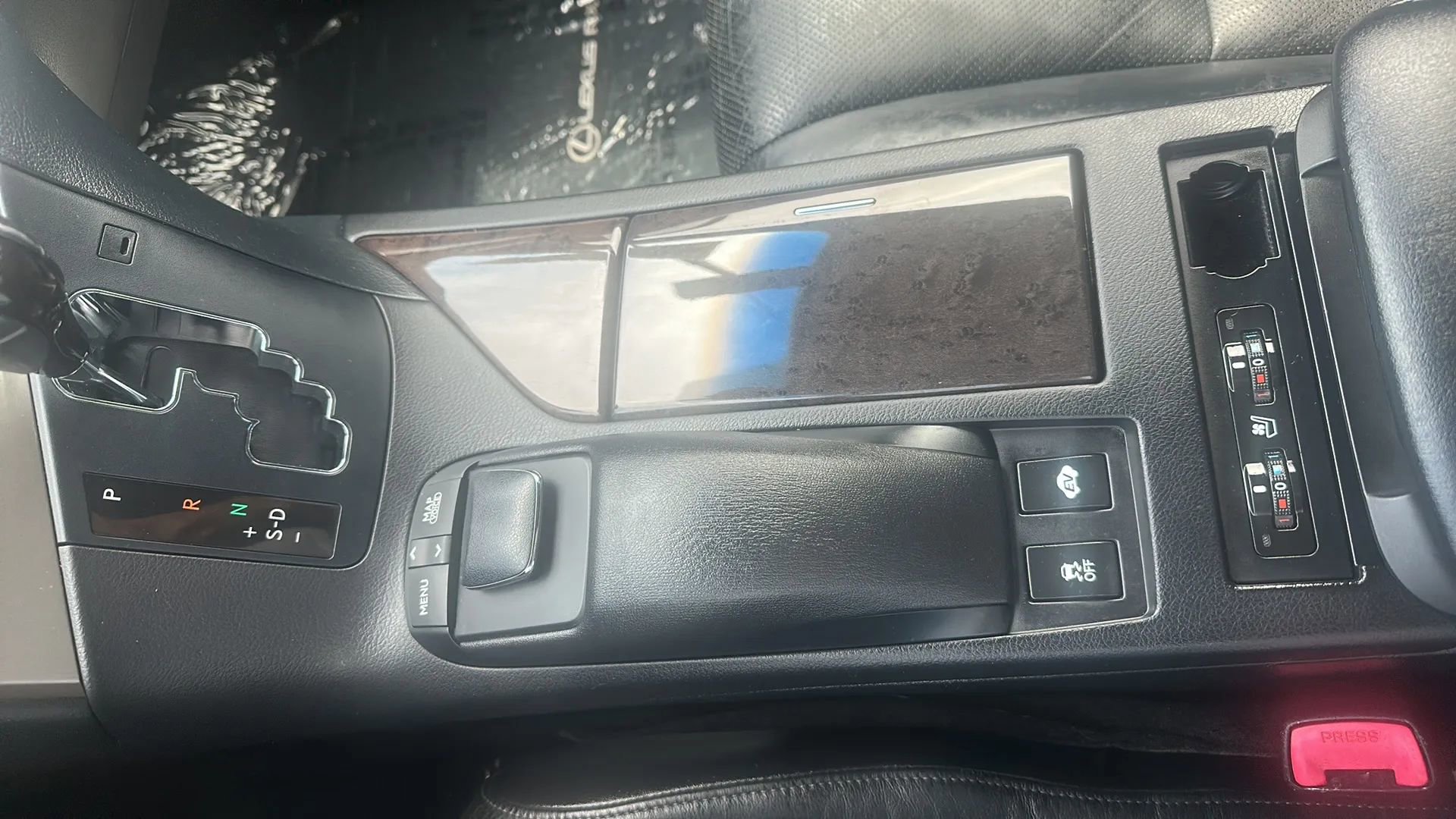 Used 2013 Lexus RX 450h RX 450h Sport Utility 4D w/ Navigation Pkg image 67