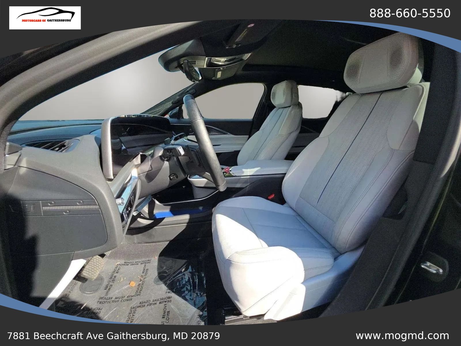 Used 2023 Cadillac Lyriq 2WD image 4