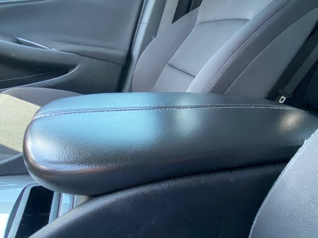 Used 2023 Chevrolet Malibu LT FWD image 23
