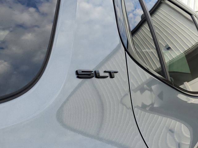 Used 2021 GMC Acadia SLT w/ Elevation Edition FWD image 8