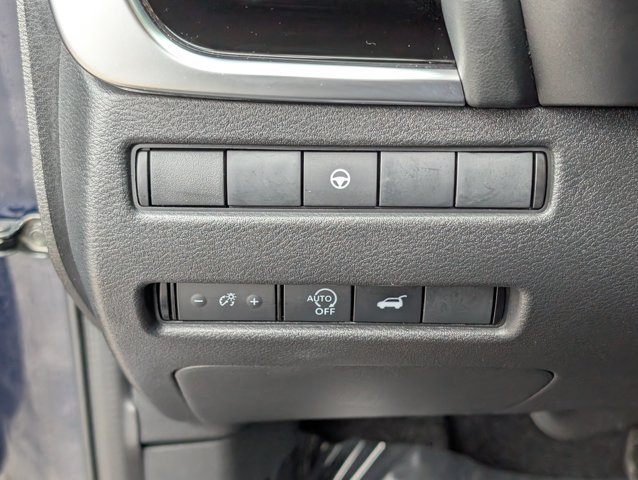 Certified 2025 Nissan Rogue SL FWD image 22