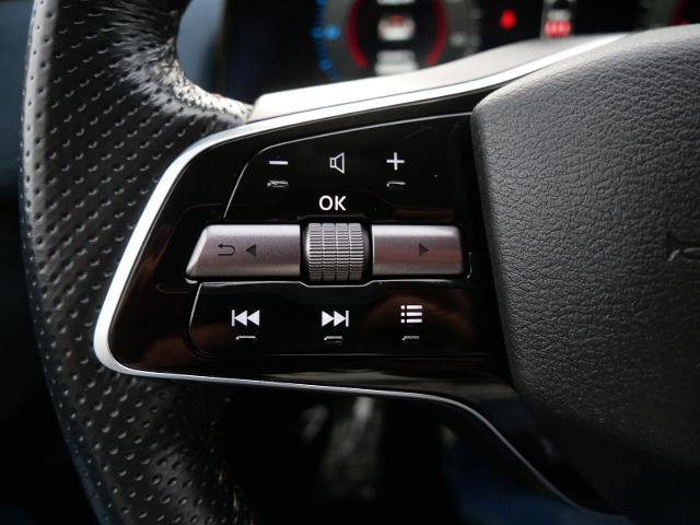 Certified 2024 Nissan Ariya AWD image 27