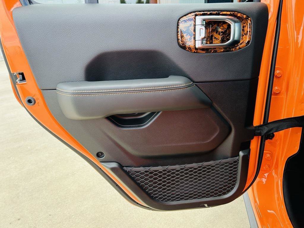 New 2025 Jeep Gladiator Sport w/ Premium Package image 28