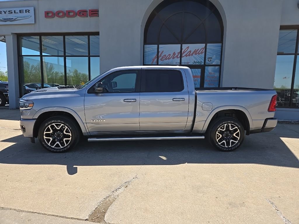 Used 2025 RAM 1500 Laramie w/ Sport Appearance Package AWD/4WD image 5