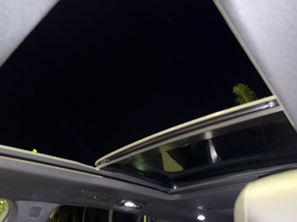 Certified 2022 Cadillac XT6 Luxury FWD image 4