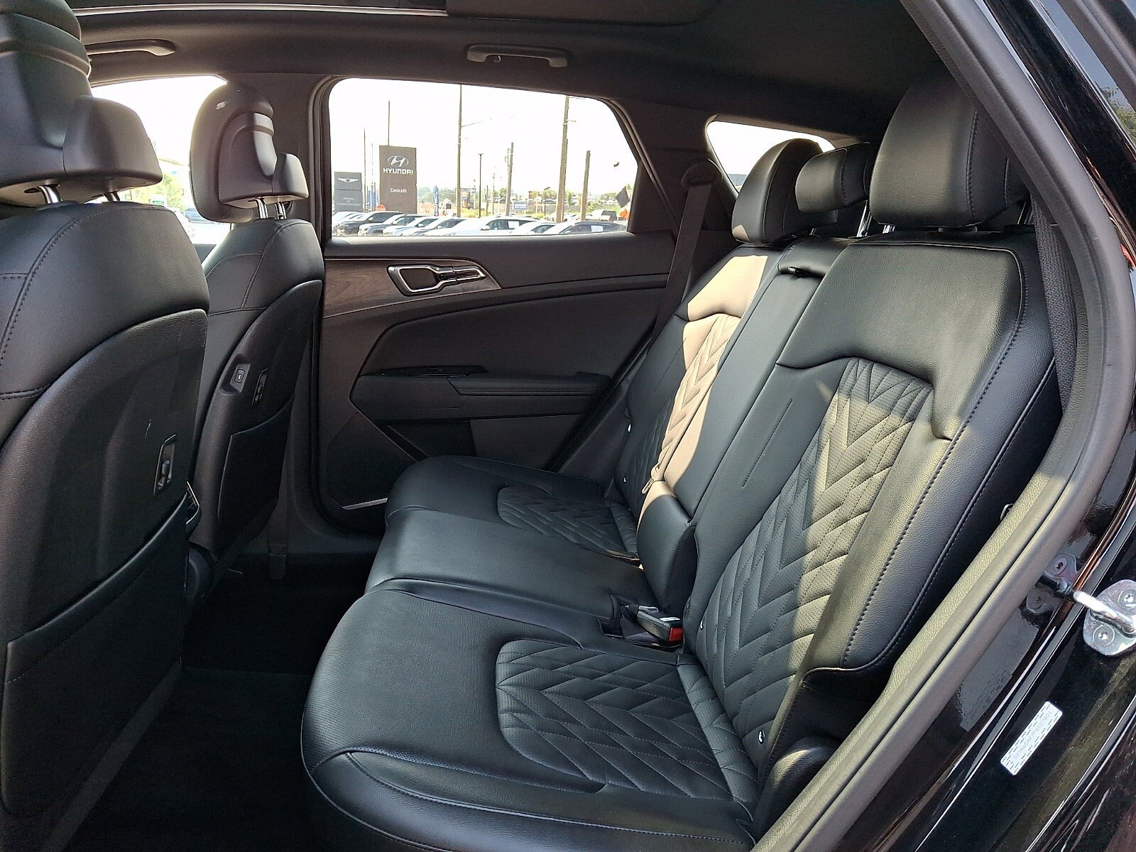 Used 2023 Kia Sportage X-Line w/ X-Line Premium Package AWD/4WD image 10