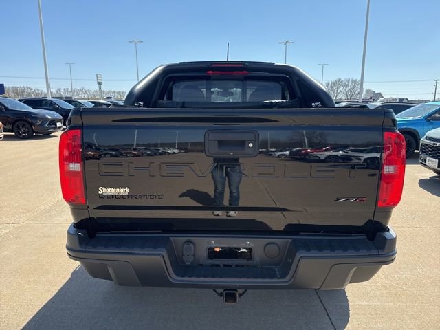 Used 2021 Chevrolet Colorado ZR2 w/ ZR2 Midnight Special Edition image 4