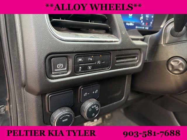 Used 2024 Chevrolet Tahoe RST w/ Luxury Package image 18